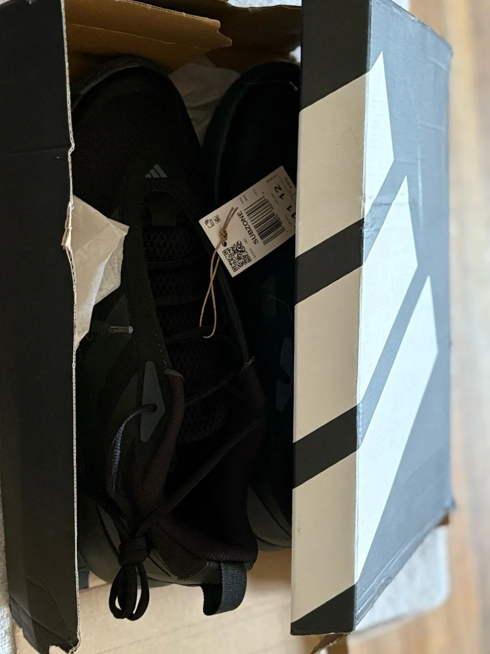 Adidas Subzone brand new Men's Black Athletic Mesh Sneakers damaged box